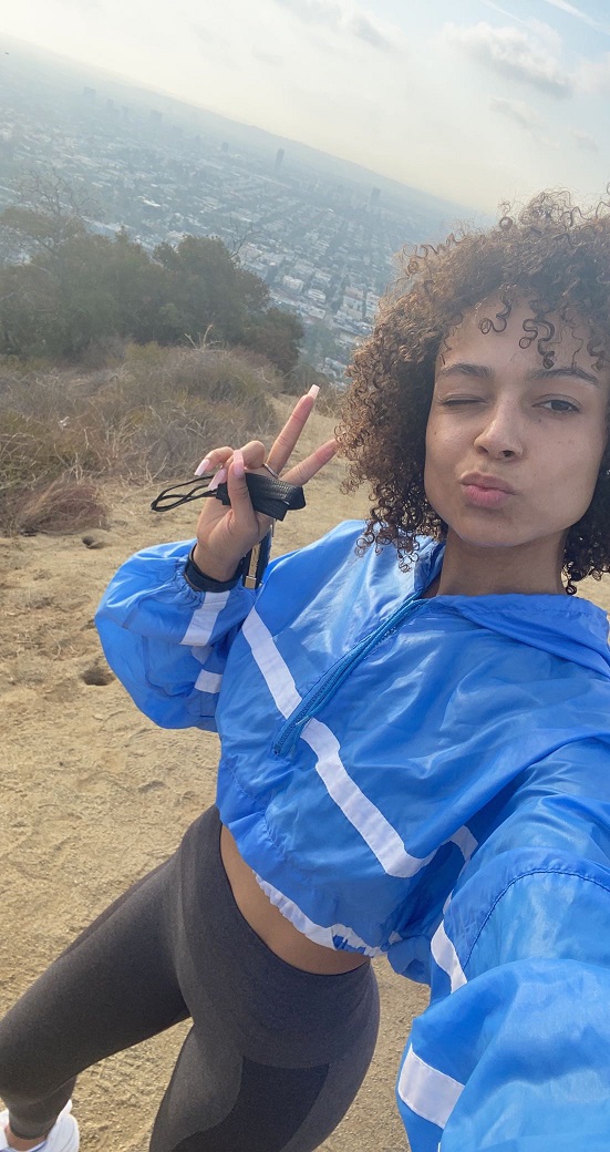 Akisha Petties woke up like this after falling asleep in her clothes